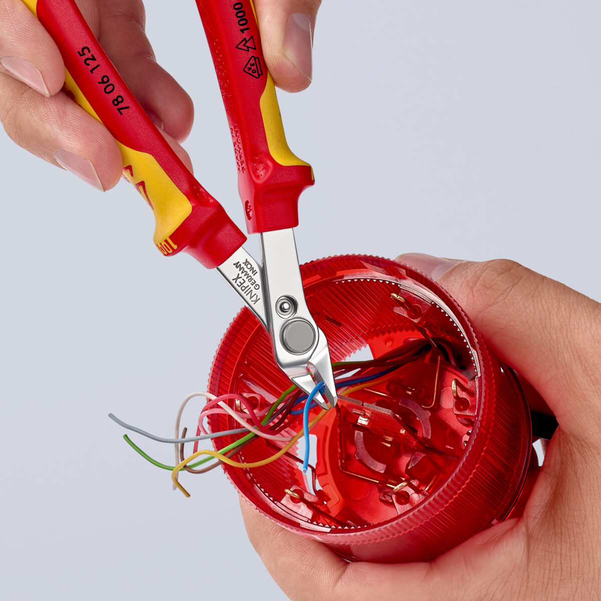 KNIPEX 78 06 125 ELECTRONIC SUPER KNIPS® VDE IZOLIRANE 125 mm - Slika 8
