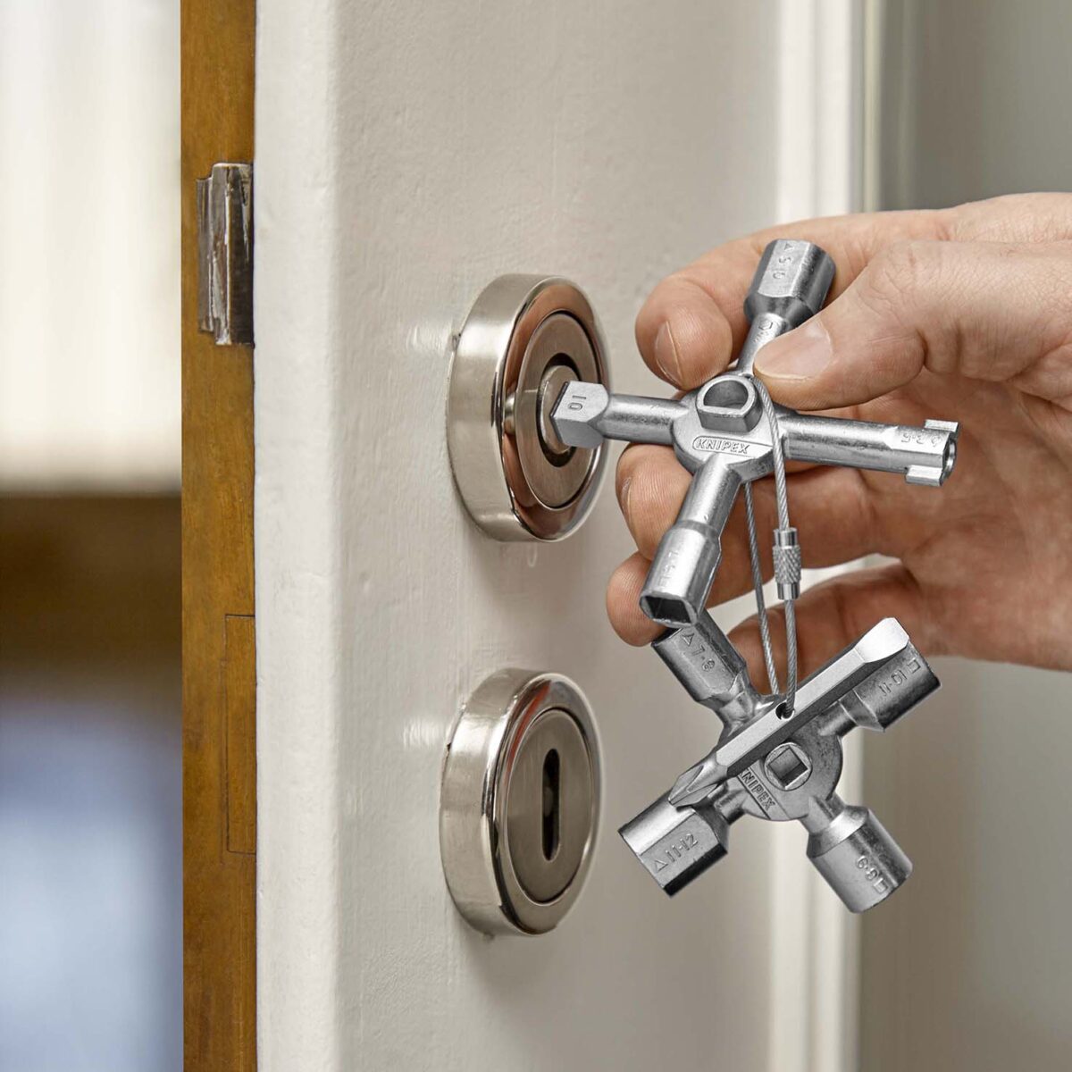 KNIPEX 00 11 01 TwinKey® Ključevi za ormare za sve standardne ormare i sustave isključenja 92 mm - Slika 14