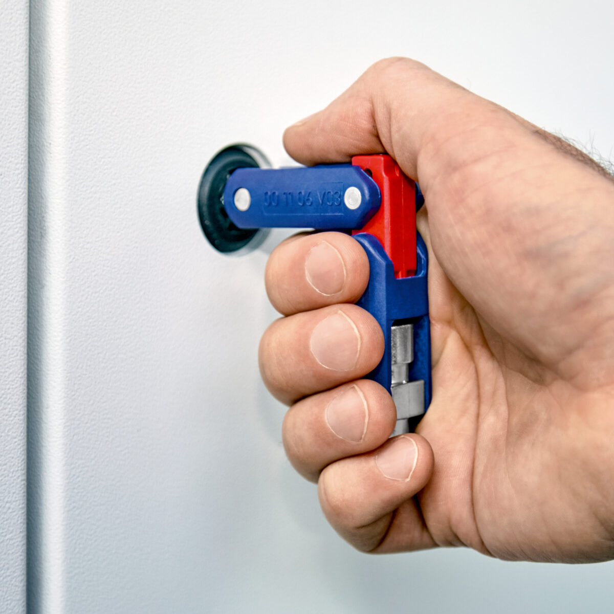 KNIPEX 00 11 06 V03 Kontrolni ključ za ormare s dvostrukim zglobom „DoubleJoint” 62 mm - Slika 12